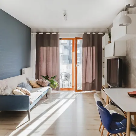 Luksusowy Z Parkingiem W Samym Centrum Wroclawia *