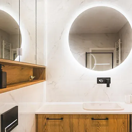 Luksusowy Z Parkingiem W Samym Centrum Wroclawia Apartamento