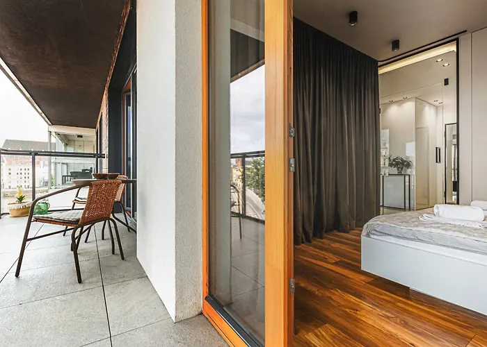 Luksusowy Z Parkingiem W Samym Centrum Wroclawia Wroclaw