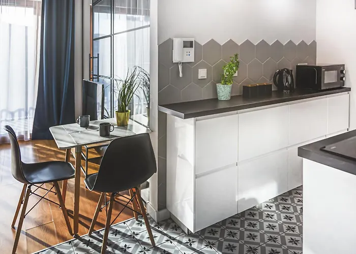 Luksusowy Z Parkingiem W Samym Centrum Wroclawia