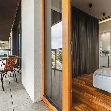 Luksusowy Z Parkingiem W Samym Centrum Wroclawia فروتسواف