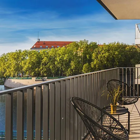 Luksusowy Z Parkingiem W Samym Centrum Wroclawia شقة فروتسواف